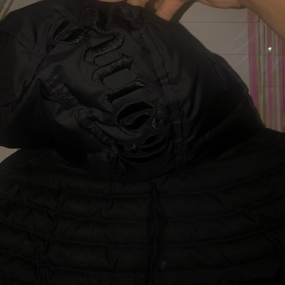 Juicy Couture Hooded Puffer Jacket - Picture 3 of 3